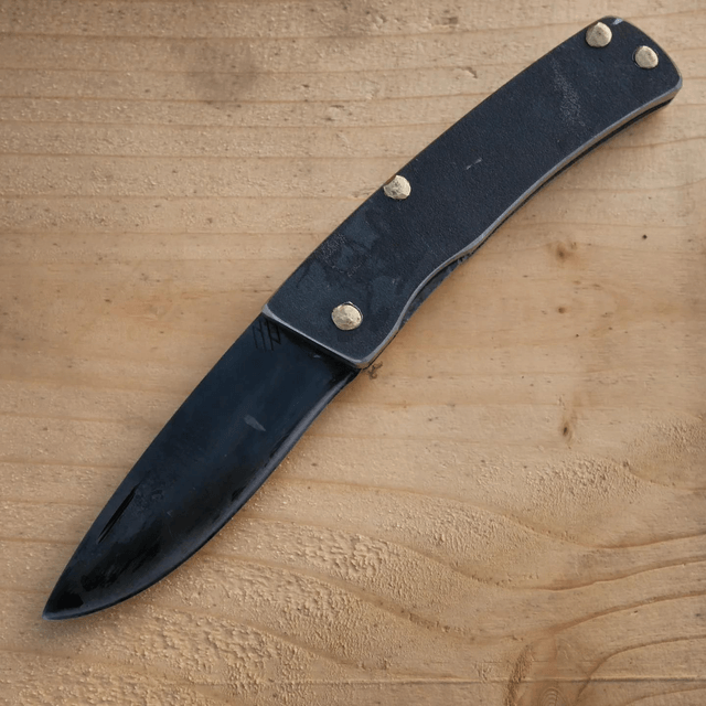 Couteau pliant liner lock.
